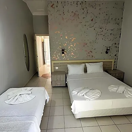 Otel Carmina